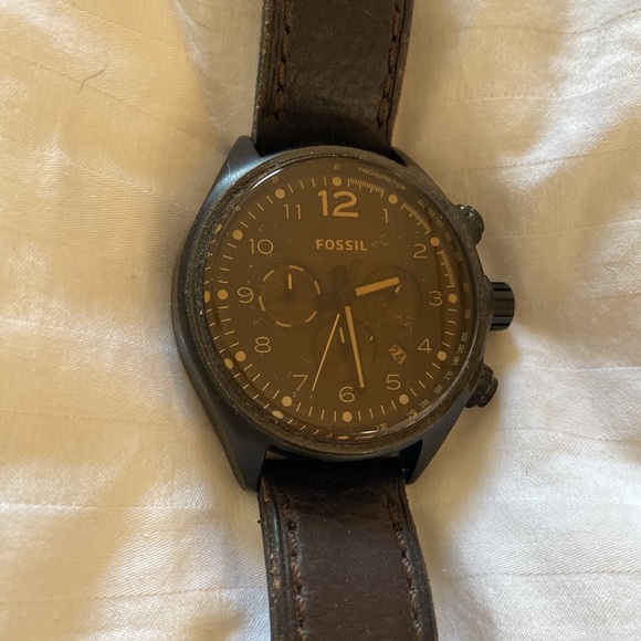 COPY - Fossil watch- dark brown leather band - Picture 1 of 3